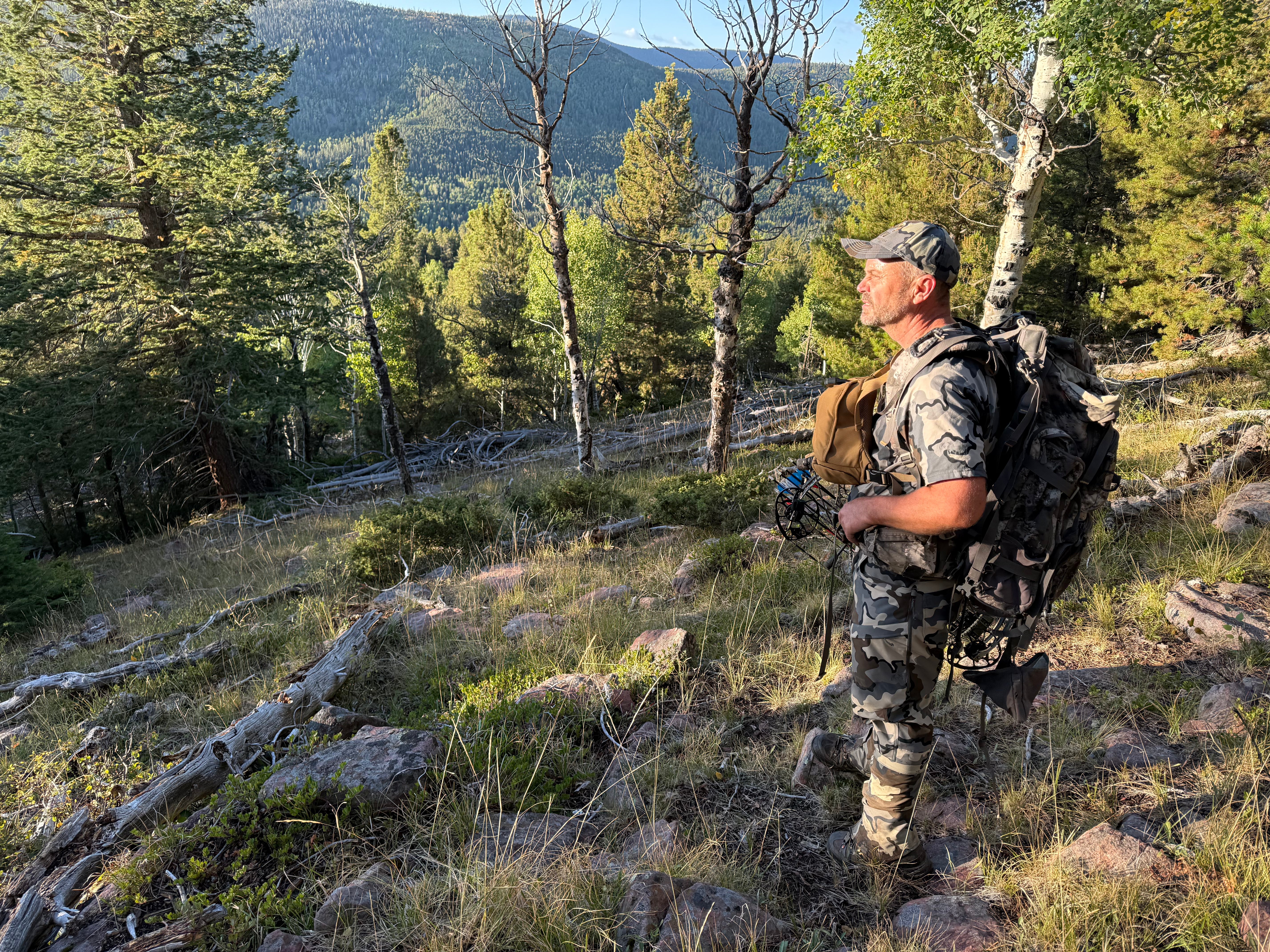 Danny Kooyman scans for elk